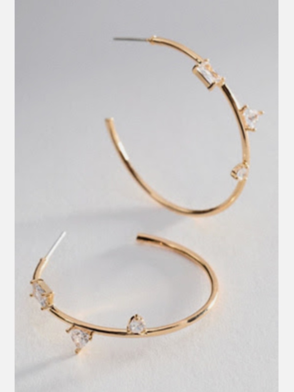NWT ANTHROPOLOGIE TRI-CRYSTAL HOOP EARRINGS